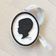 Load image into Gallery viewer, Classic Silhouette Portrait Ornaments